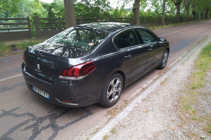 Private Transfer from Roissy Airport (CDG) to Paris city