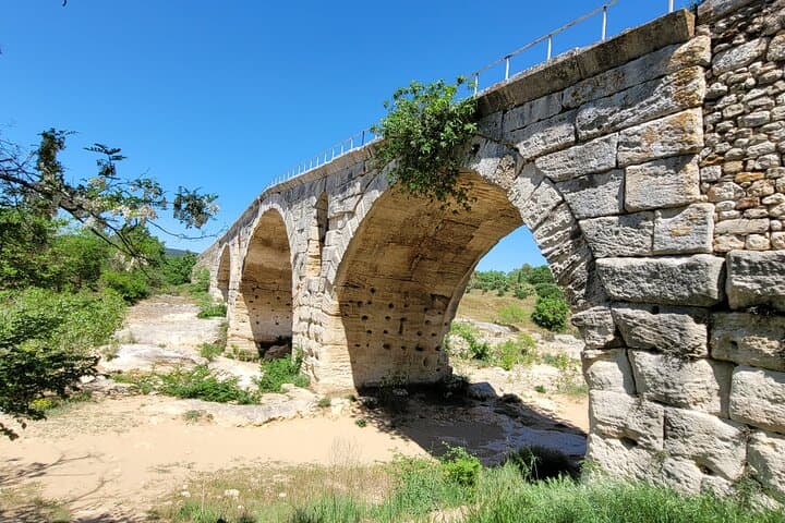 Private Day Tour in Picturesque Villages of Luberon