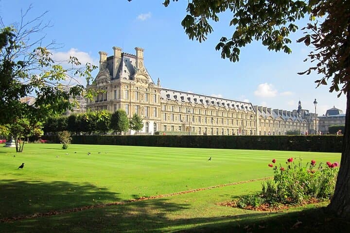 The Ultimate Paris in a Day: 8-Hour Private Guided Tour