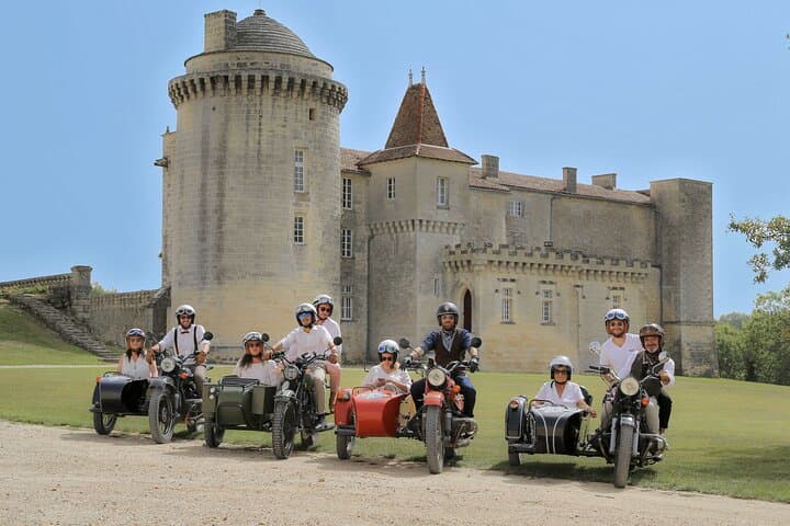 Half-day private tour in Saint-Emilion in a sidecar