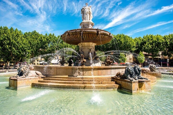 Private Shore Excursion: Aix, Marseille, and Cassis Driver Guides