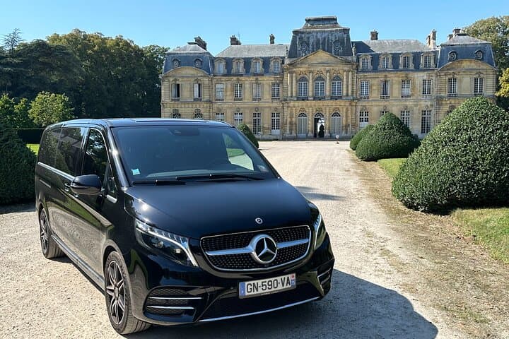 Private Airport Shuttle Transfer Euro Disney to CDG ORLY or Train