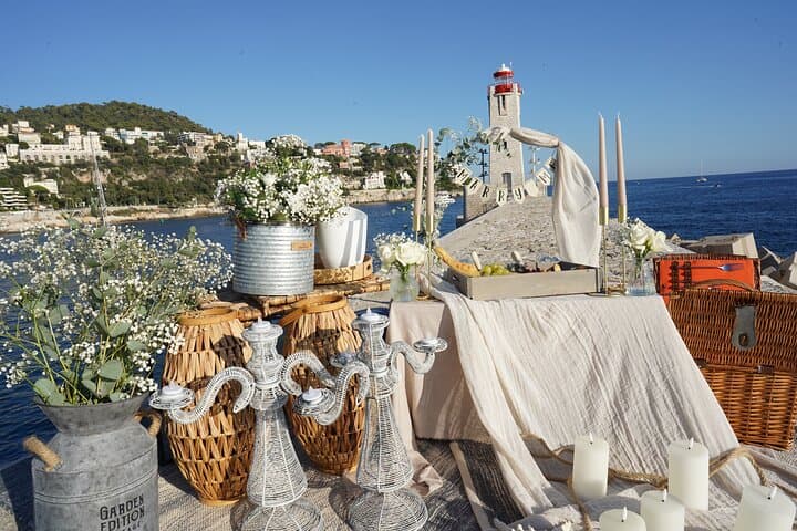 Private Painting Experience with Picnic in Nice