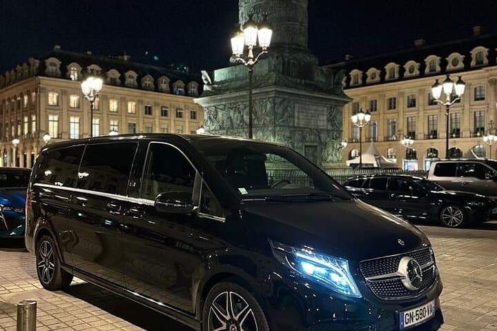 Private Airport Shuttle Transfer Euro Disney to CDG ORLY or Train