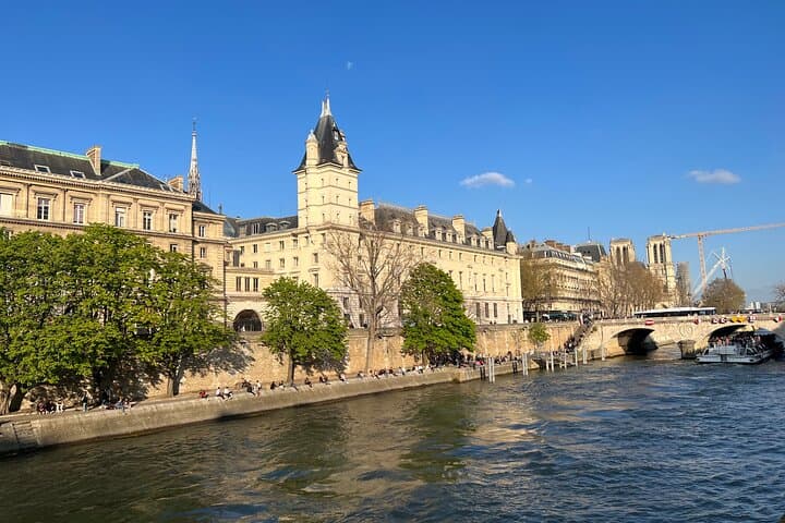 WWII Paris Under the Occupation Walking Tour Limited to 6 Guests
