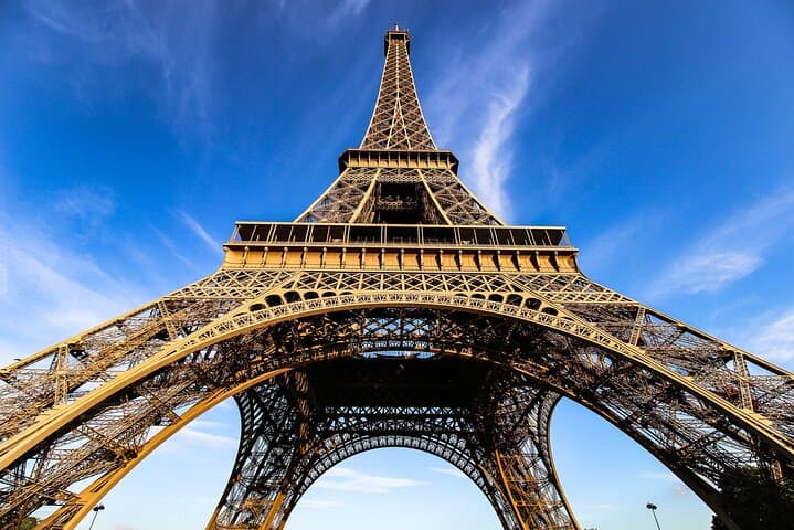 French Kiss Movie Locations in Paris with Private Guidev