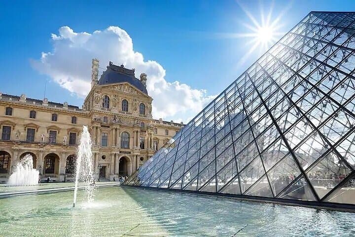 Paris by Yourself with english speaking driver 4 or 8 hr Disposal