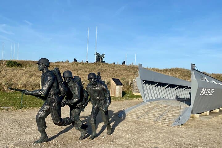 Private D-Day Utah Beach and Mont Saint Michel Trip by Mercedes