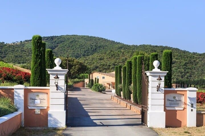 Visit to the estates