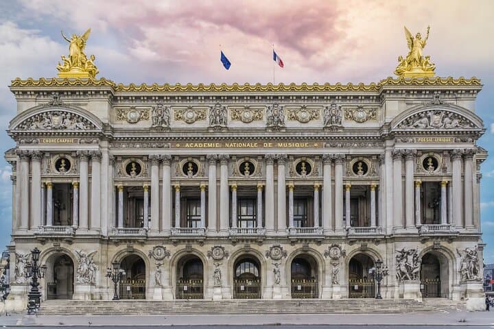Half Day Private Tour of Paris with a Local
