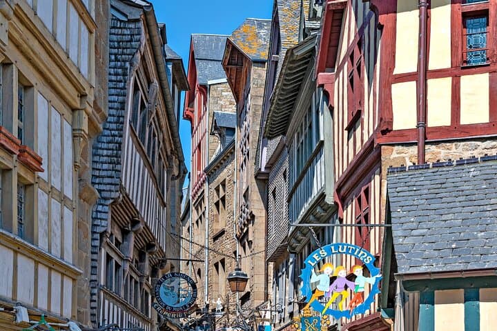 Full Day Private Tour of Mont Saint-Michel from Bayeux