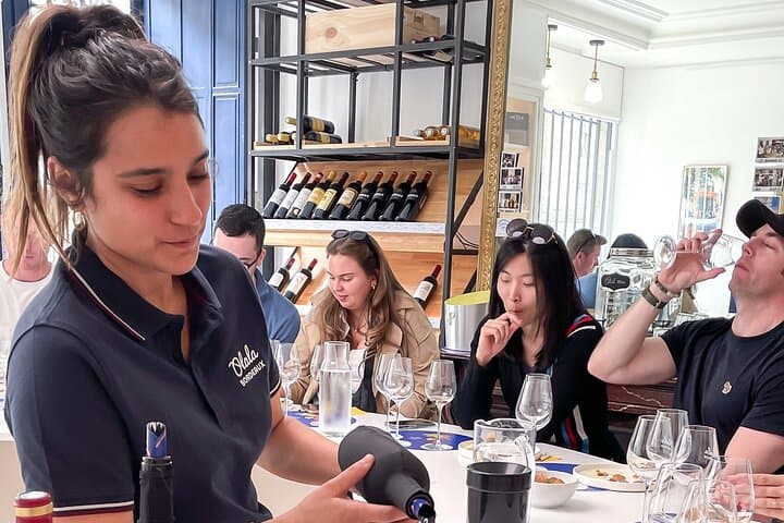 Bordeaux Wine tasting class with charcuterie and cheese (3 wines)