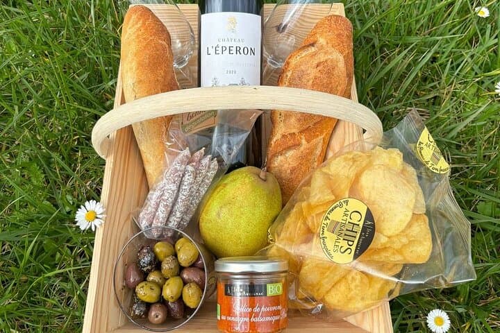 Picnic basket