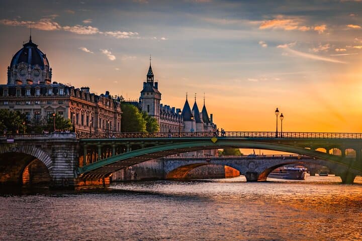 https://www.tripadvisor.com/PreviewImage?p=11&img=353549763
