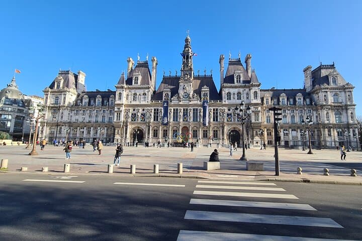 From Le Havre Port: "Paris On Your Own" Round-Trip Bus Transfer