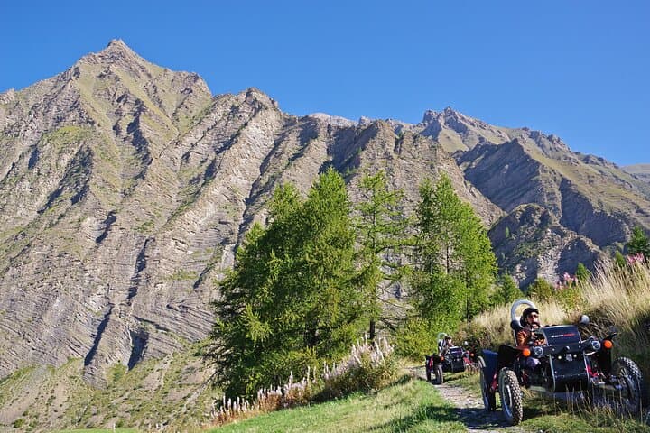 E-escape excursion in Swincar 2h: exceptional landscapes