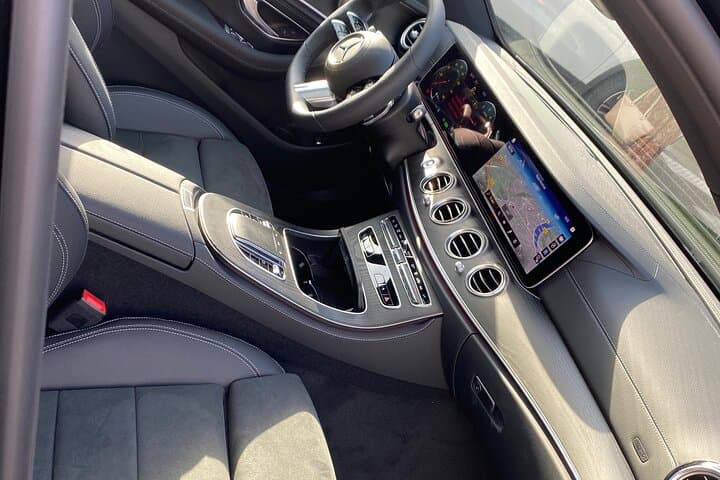 Private Transfer Paris from and to Airport (CDG, Orly, Beauvais)