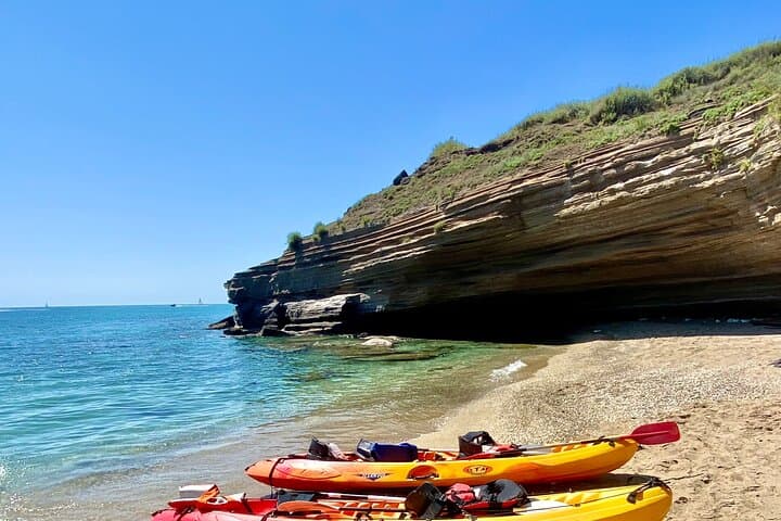 Guided sea kayak trip in Cap d’Agde