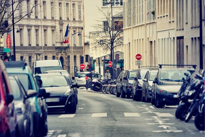 Paris CDG Airport Private Transfer to City Center