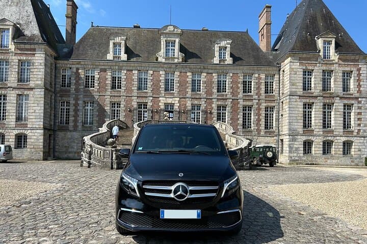 Private transfer from Ile de France to Airport