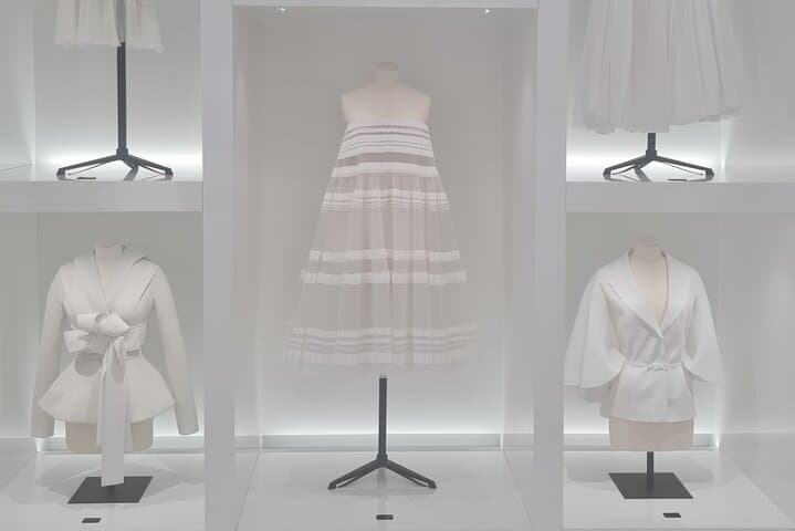 Makeover with a Paris fashion expert