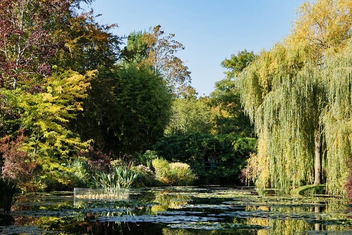 Gardens and Grandeur Day Trip to Giverny, Versailles & Trianon