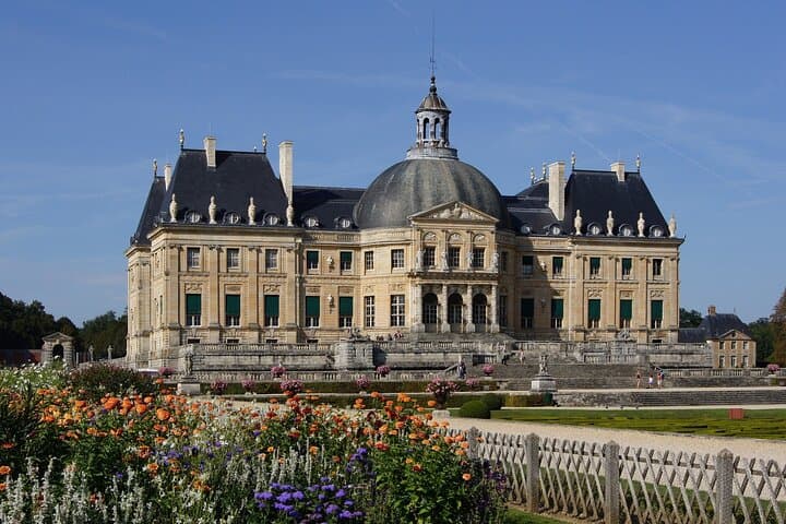 Private Day Trip: Vaux-le-Vicomte from Paris with Transfer