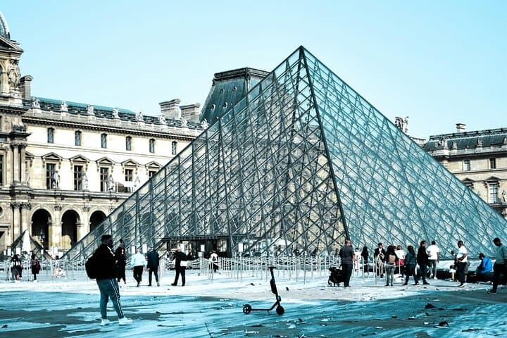 Private Paris City Tour (01 - 07 Pax)