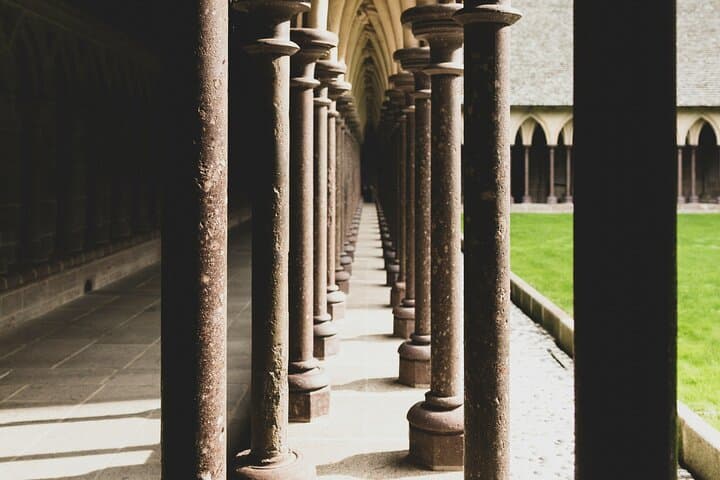 Breton Bliss: Paris Small Group Day Trip to Mont Saint Michel
