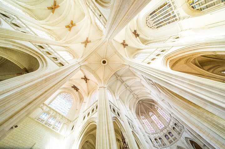 Kid-Friendly Nantes City Wonders Private Guided Tour for Families