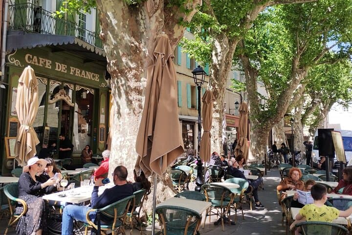 Private Art, Wine and History Tour in Aix-en-Provence