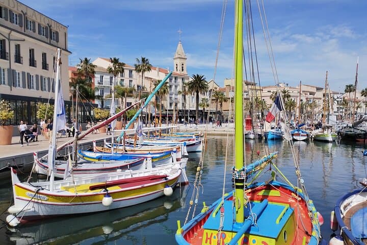Private Luxury Day Tour of Cassis