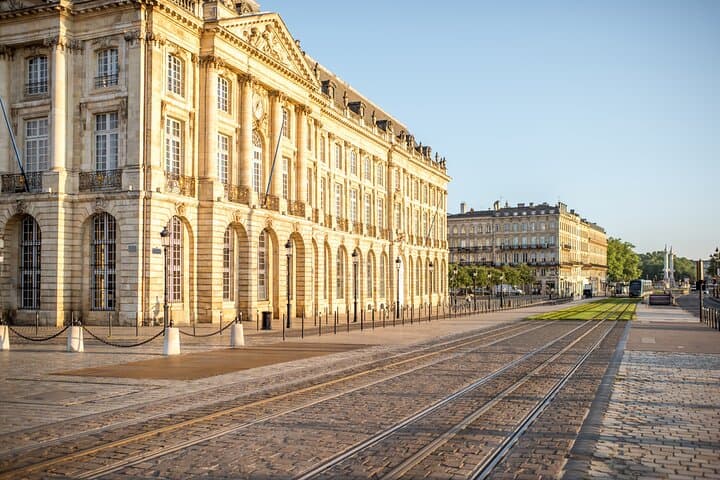 Secrets of Bordeaux Self Guided Tour