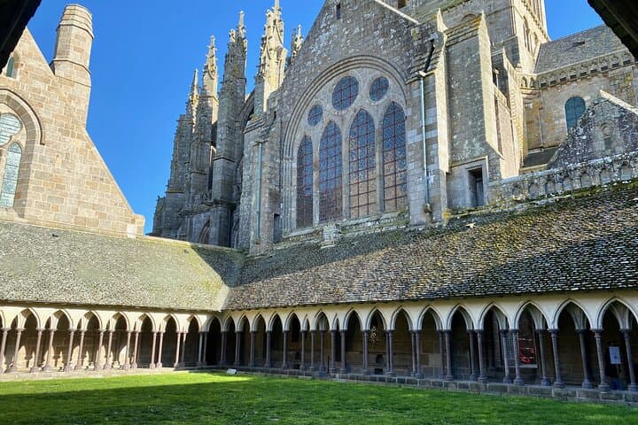 2 day Omaha Utah Mont Saint Michel Live Guided Small Group15