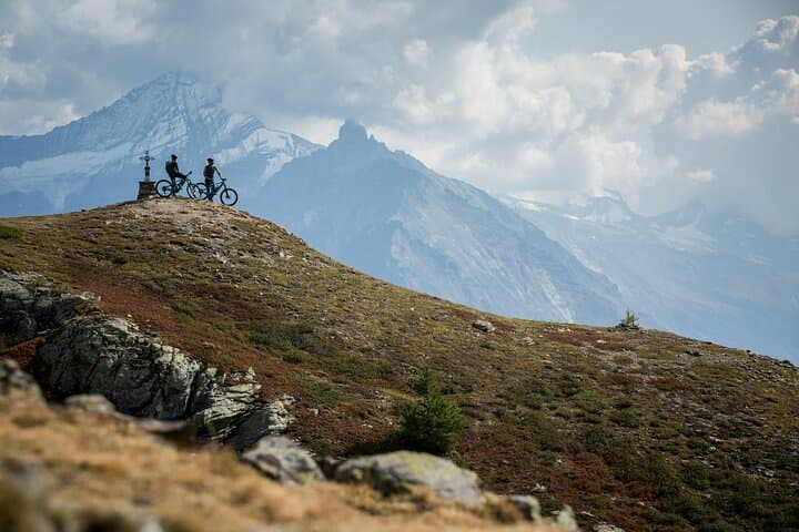 Guided electric mountain bike tour — Chamonix → Courmayeur (Italy)