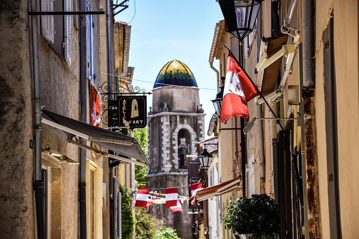 St. Tropez Sojourn 2 Hours Private Guided Walking Adventure