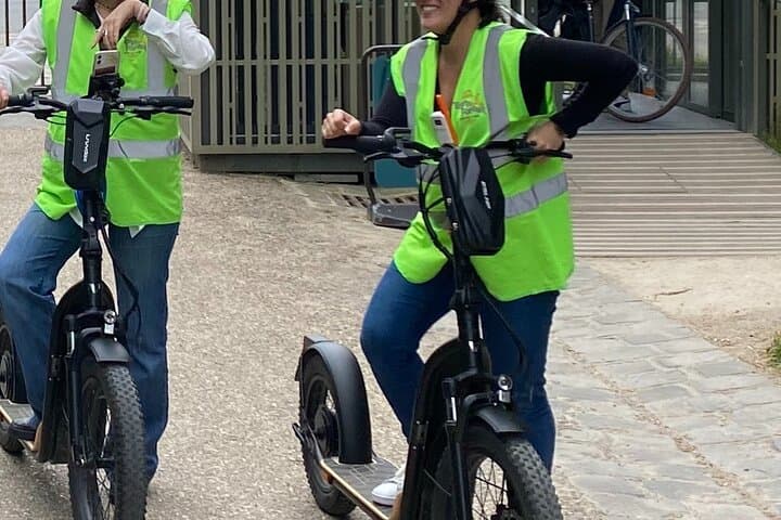 Versailles EN electric scooter - freedom & discovery