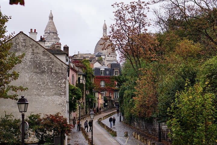 Private Italian Tour of Paris : Centre/Montmartre/other