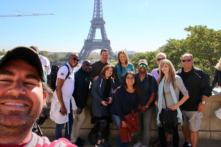 Half Day Walking Tour to Over 30 of the Top Sights of Paris