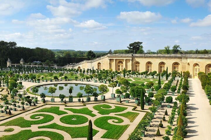 Paris and Versailles Full Day Private Tour