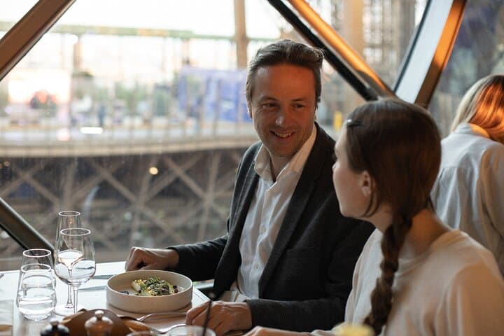 Paris Late Lunch at Eiffel Tower's Madame Brasserie Restaurant