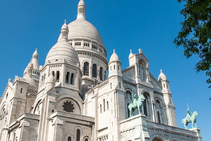 Basilica of the Sacred Heart of Montmartre Audio Guide on Smartphone