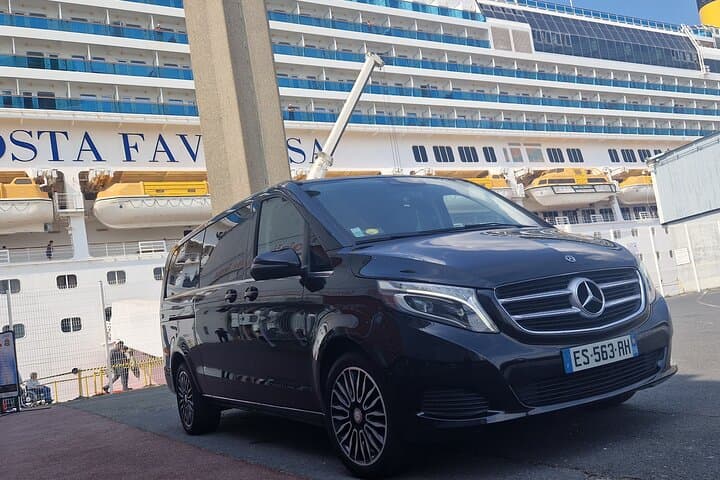 Round-trip shuttle transfer from Le Havre to Rouen