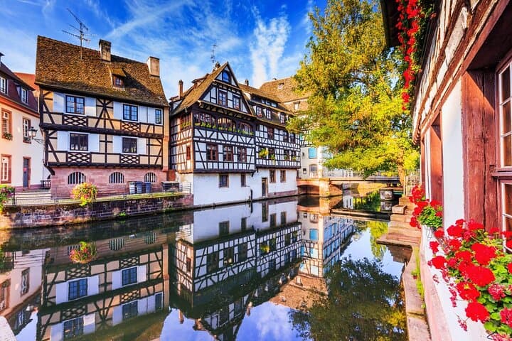 Private Family Heritage Walking Tour in Strasbourg Old Town