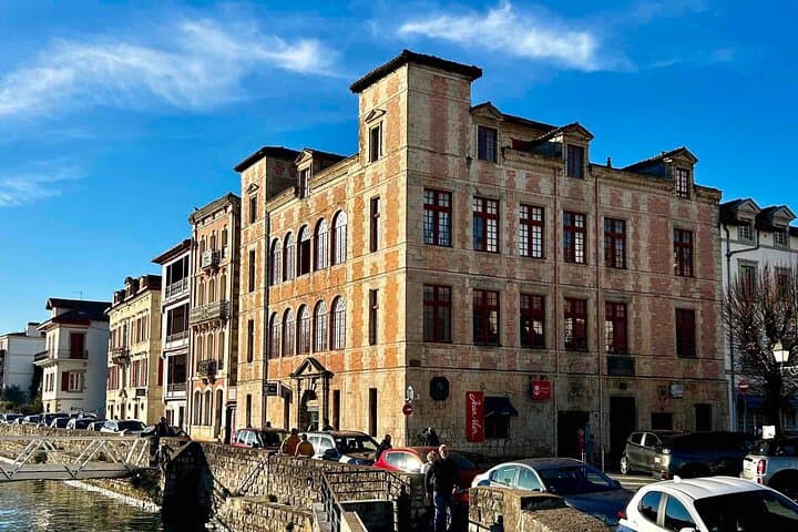Hossegor: The most beautiful Basque villages! Private excursions.