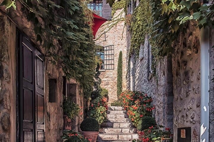 Grasse Gourdon Saint Paul de Vence Tour