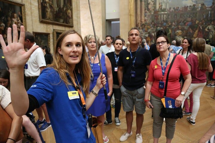 Small-Group Louvre Museum Masterpieces Tour with Access