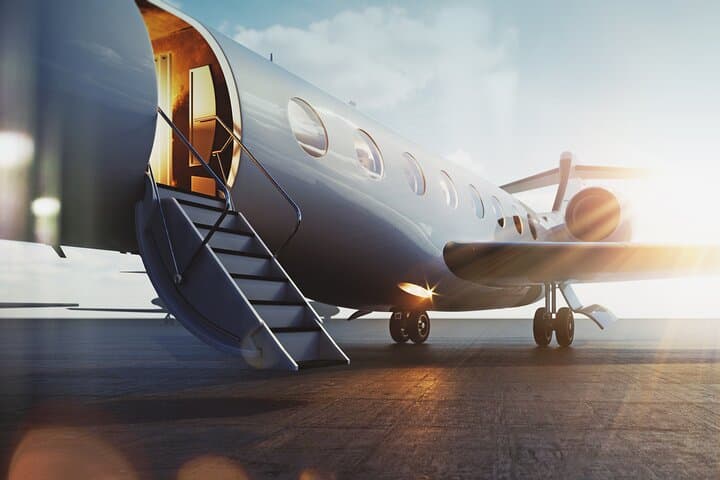 Private Van or Sedan Transfer: Paris ↔ CDG/Orly (One-Way)