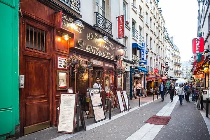 Le Grand Tour Half Day Private Walking Tour All the Main Sites