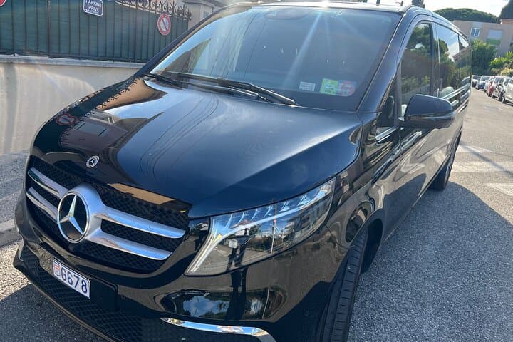 Private Transfer de l'aéroport de Nice aux Stations de ski 2026